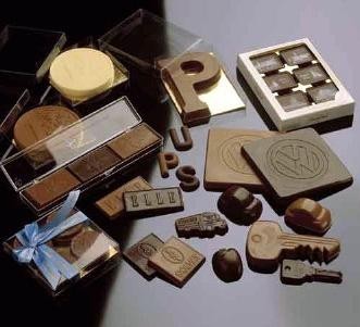 PERSONALISED MOULDED CHOCOLATE